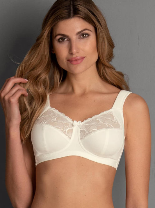 LUCIA 5823